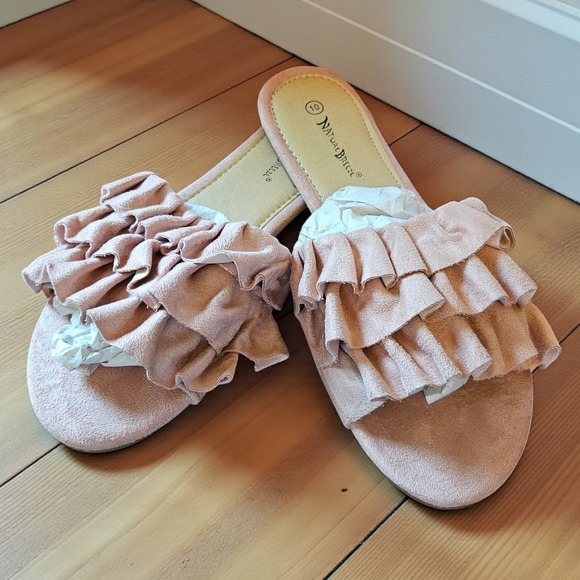 Nature Breeze Shoes - Nature Breeze‎ Rolin-01 Pink Faux Suede Ruffle Slide Sandals Womens Size 7.5 NEW